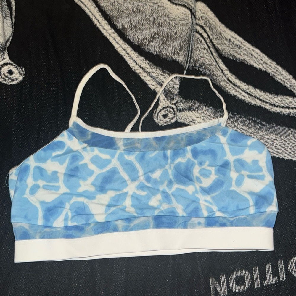 Victoria’s sport sports bra